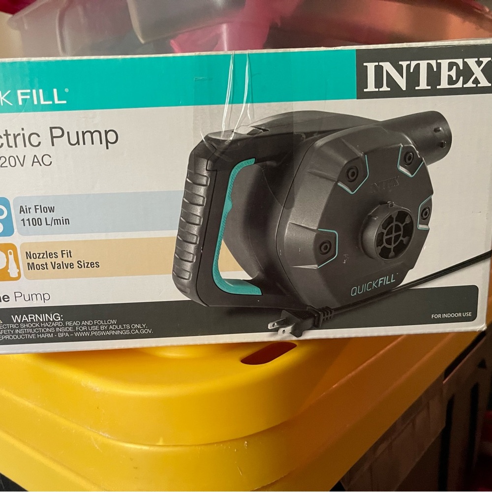 Intex Quick-Fill Electric Pump - Black/Turquoise